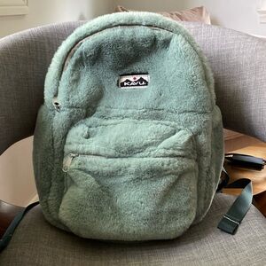 KAVU Fuzz cub small backpack.